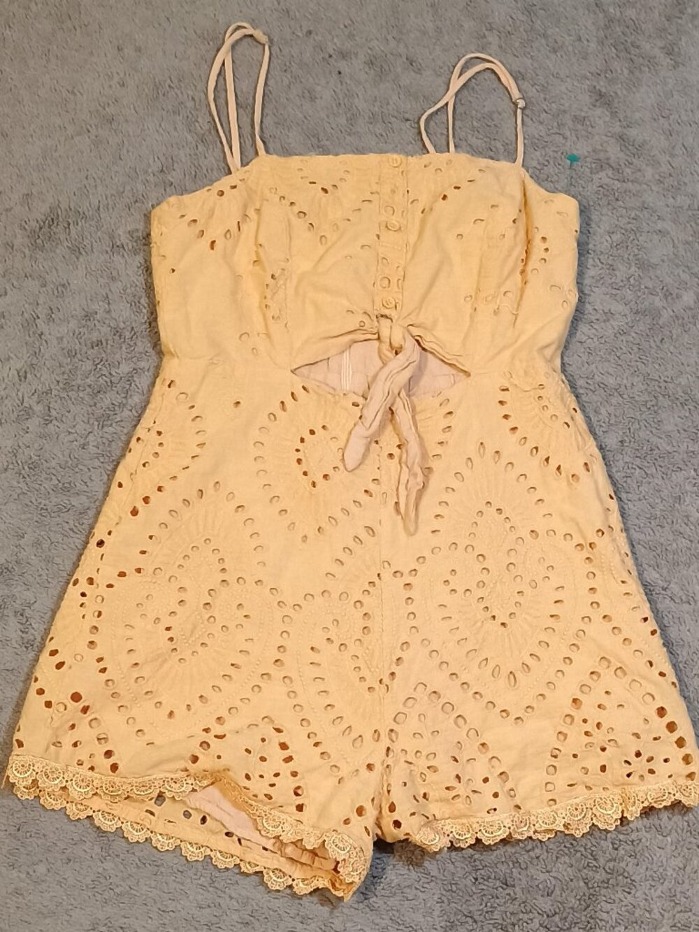 Lulus/Romper/Womens XS/Orange Eyelet Lace Tie Front Cutout Boho Cottagecore Chic